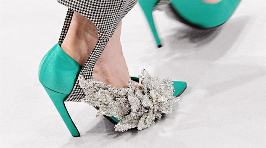 只要心够浪，每天都是假期！穿着这条时髦踩脚裤去度假吧