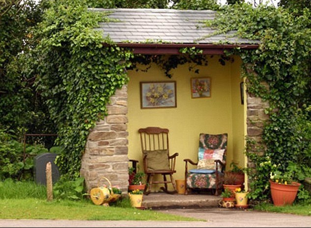 绝妙创意的公交车站