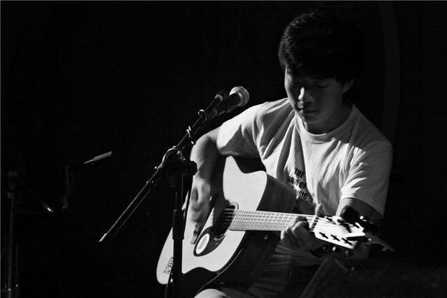 赵雷中国好歌曲第一次唱成都,赵雷在刘欢面前唱成都完整视频