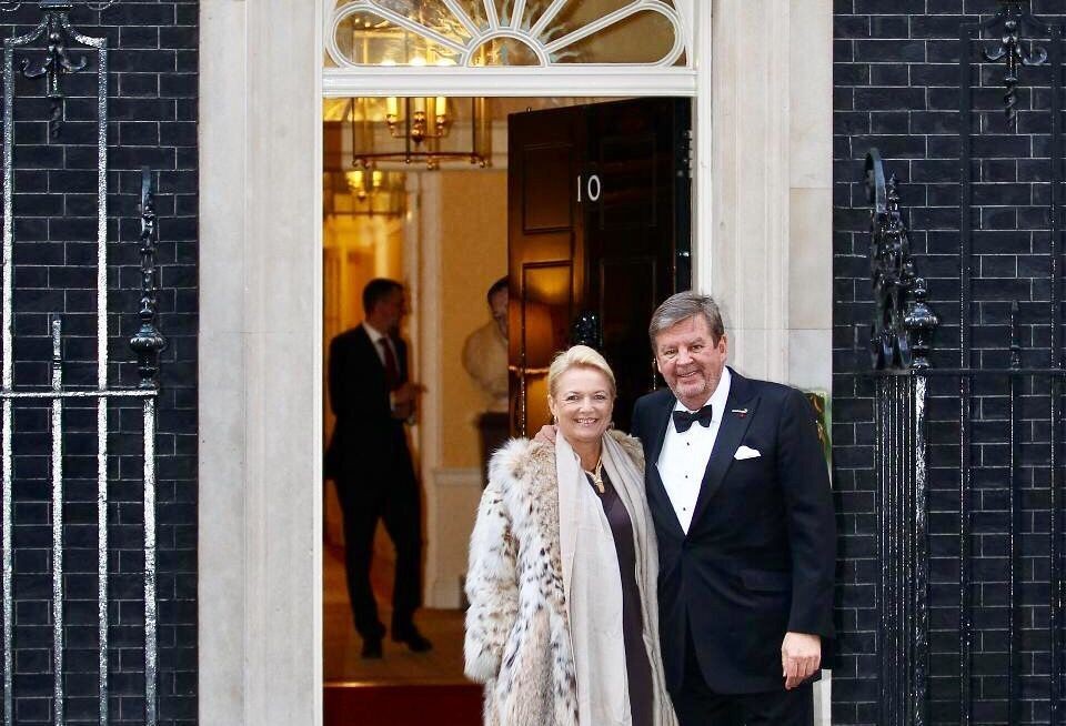 传LVMH5亿美元收购Supreme；迪奥第二季增幅达两位数