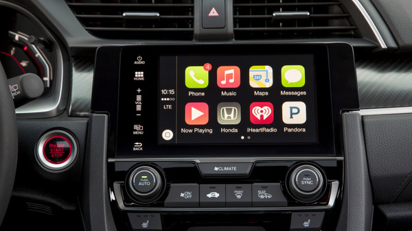 2016款和2019款思域外观对比图,2020款思域两厢新锐控碰撞测试