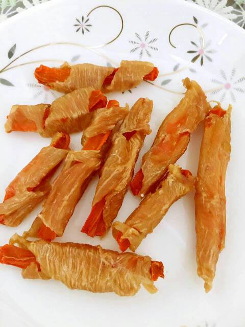 自制狗狗胡萝卜肉球小零食 (自制狗狗零食鸡胸肉萝卜棒)