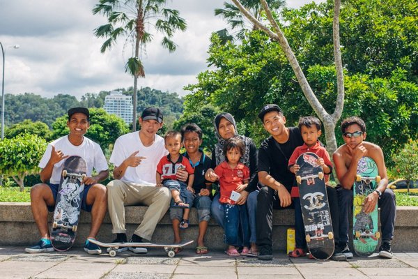 vans中国滑板,白昇浩加入山东泰山队