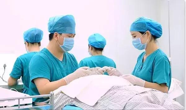 有些事情早些看透未必是坏事,有些事情提前知道了未必是好事