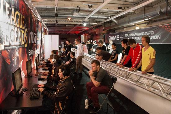 从瑞典小镇到十万人鸟巢LOL大赛场馆变迁