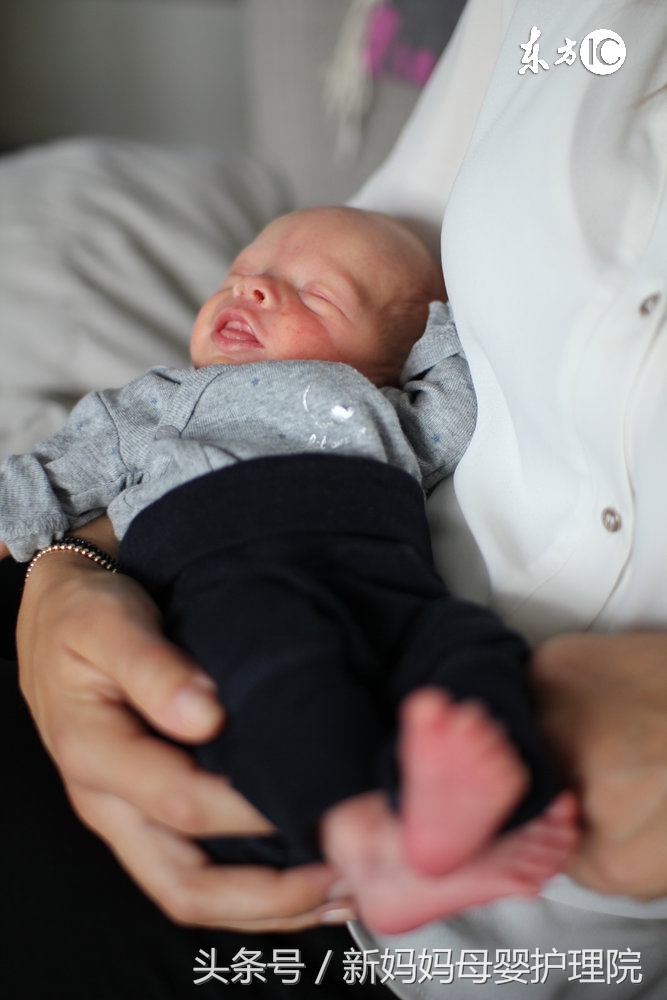 孕妇被铁片划伤要打破伤风吗,孕妇手被刀划破流血会影响胎儿吗