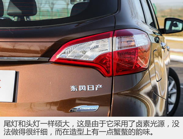 suv汽车绕桩测试,suv绕桩