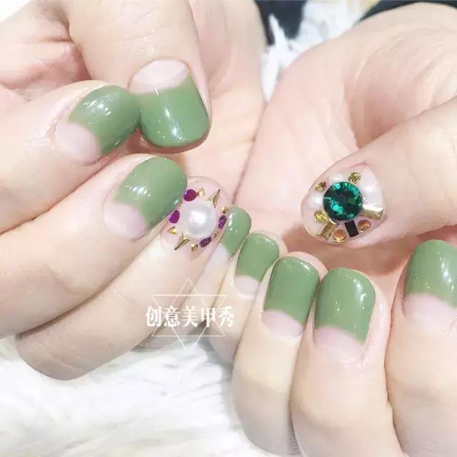 永不过时的5款美甲你做过几款,再不做美甲就要疯了音频