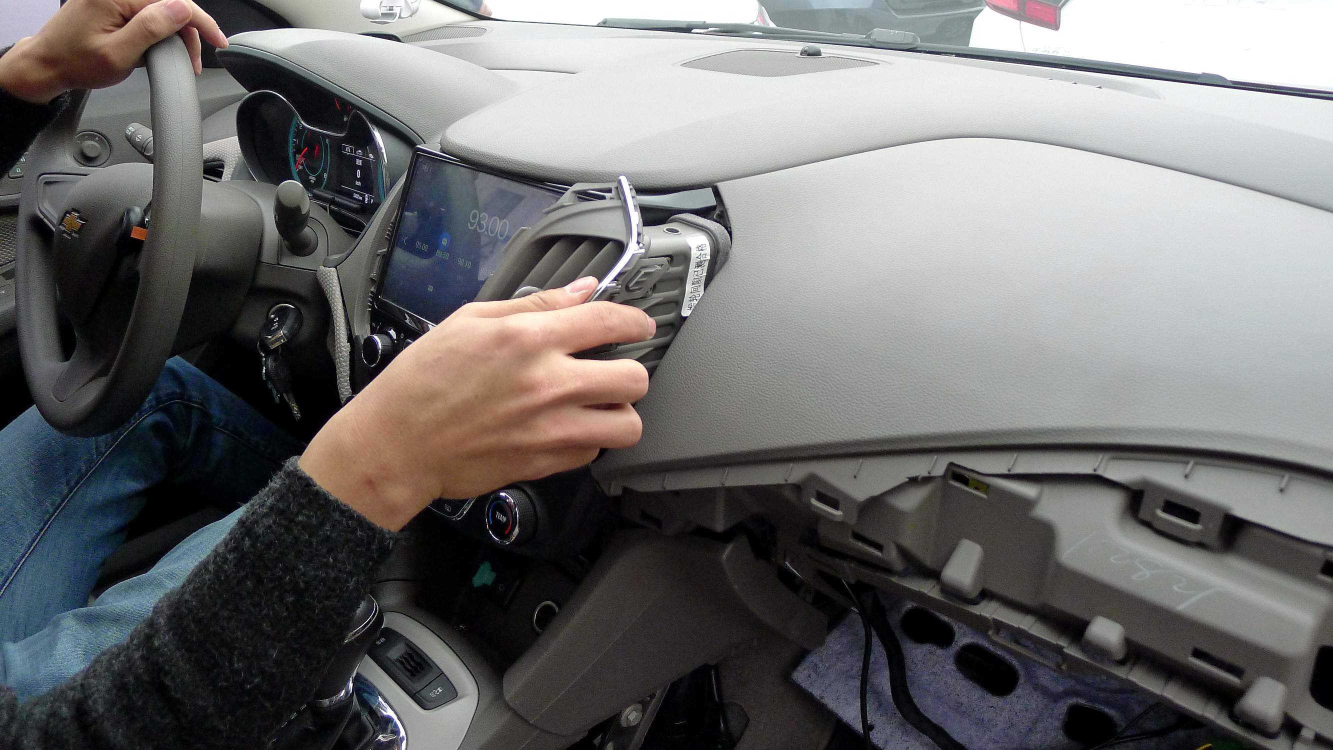 一款进入车联网时代的车机——索菱与腾讯联合出品ST1车机体验