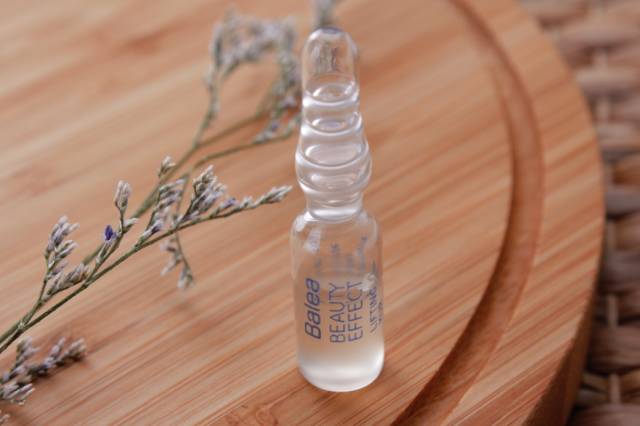 种草护肤品女士,提升紧致效果最好的玻尿酸