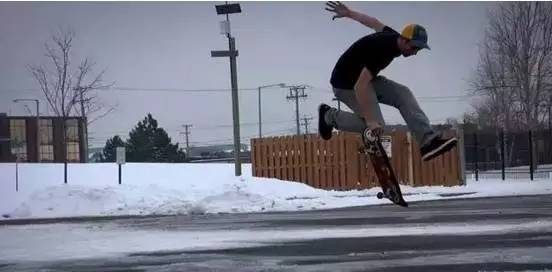 怎么才能学会单滑滑板,滑板初学者可以学的小技能