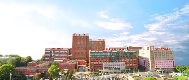 情结｜当咖啡店、鲜榨果汁店、茶餐厅进驻北医三院