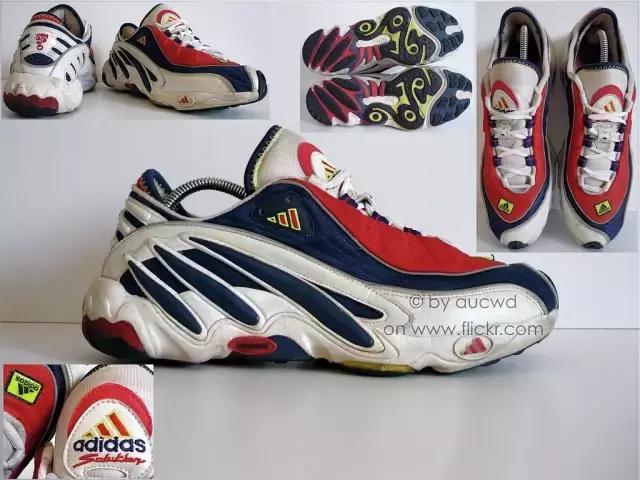 yeezy鞋最新发售款,yeezy最新款鞋红色