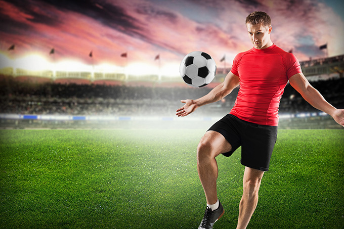 打篮球和踢球哪个比较累,打篮球比踢球还累吗