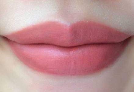 最好用的大牌彩妆平替,彩妆平替黑金气垫