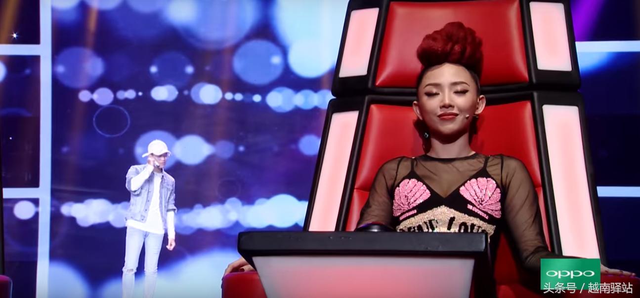 中国人在越南好声音唱歌震撼全场,越南好声音四位导师