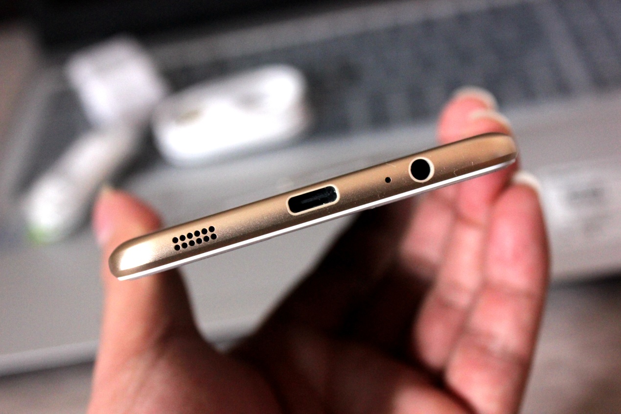 铜管散热和碳纤维散热,骁龙626三星c7