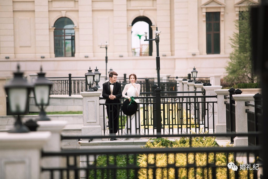 拍婚纱照选旅拍店好还是工作室好,拍婚纱照是找影楼还是找工作室