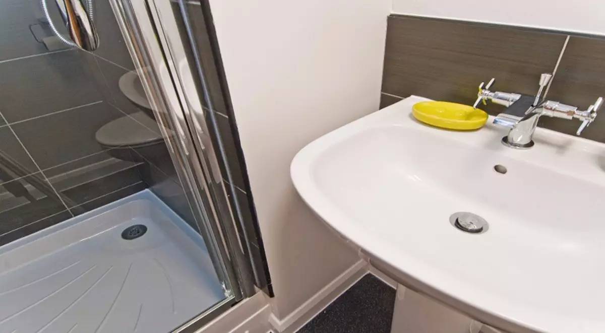 英国诺丁汉留学一年住宿费用,英国诺丁汉住宿攻略