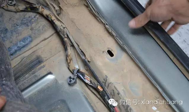 二手车泡水鉴定评估标准,二手车怎样鉴定泡水车