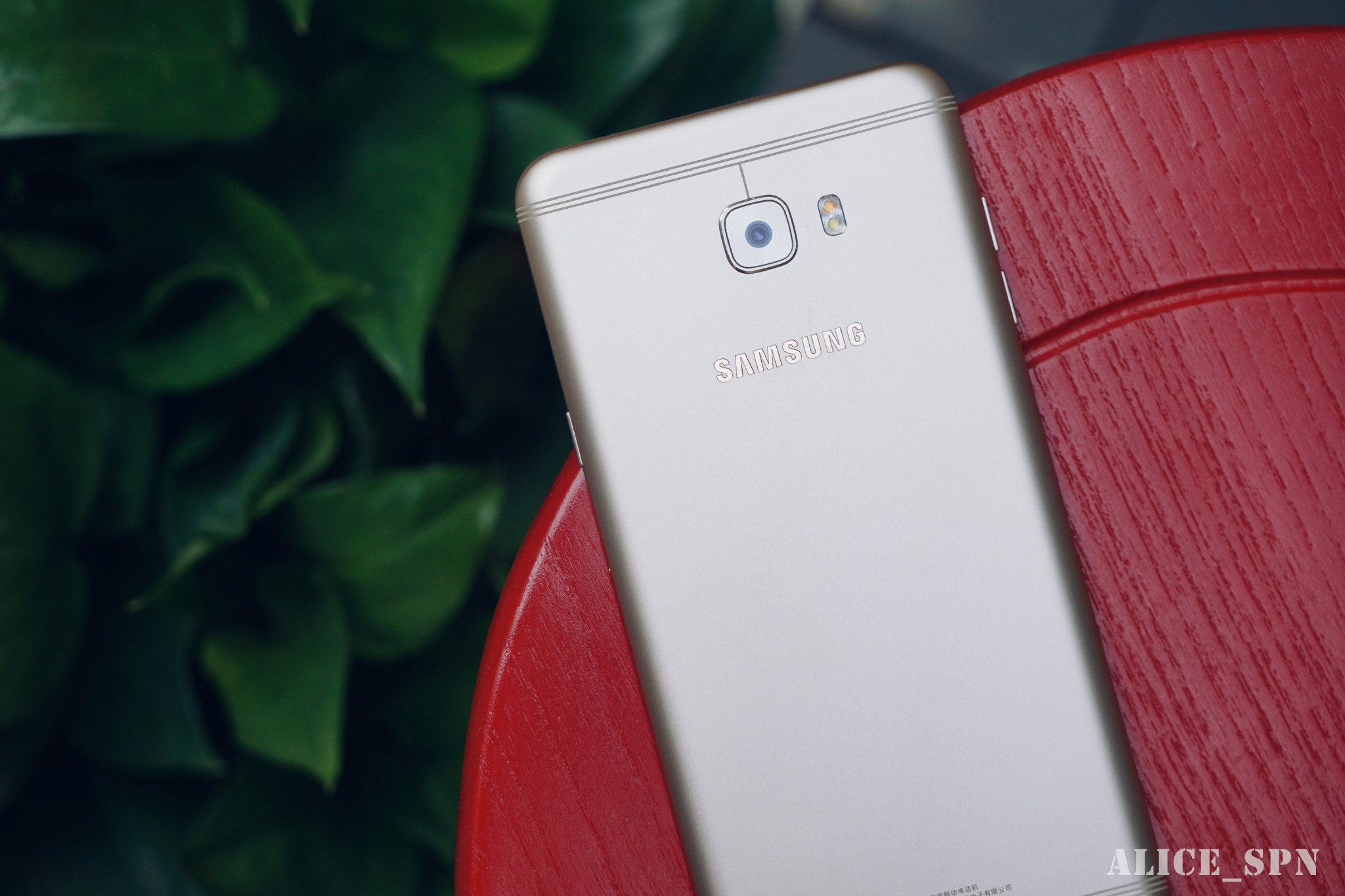 三星c7pro对比视频评测,三星c7pro好吗