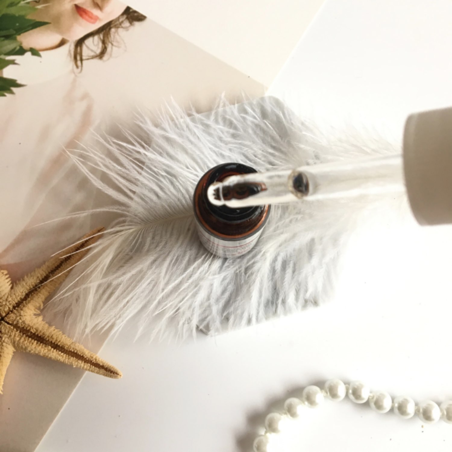 闭口痘痘护肤品测评,脸上长闭口粉刺用什么护肤产品