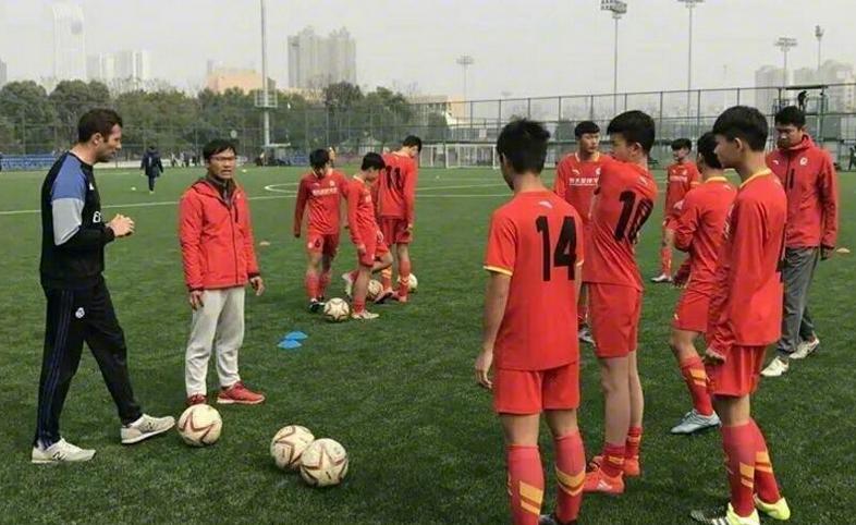 许家印谈恒大豪言,许家印畅谈恒大以后规划