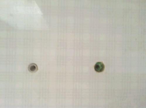 瓷砖墙怎么打孔才不会爆裂?怪不得之前我都打碎了!