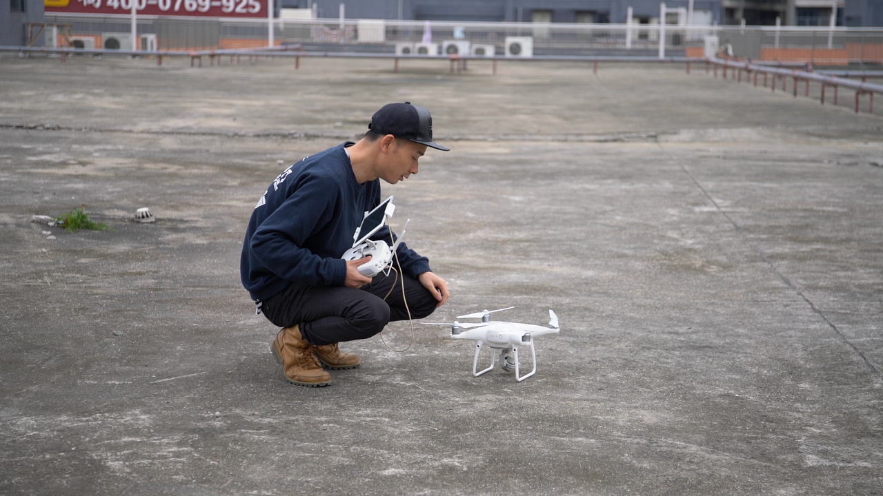 无人机低电量强制降落如何取消,无人机电量耗尽返航降落全过程