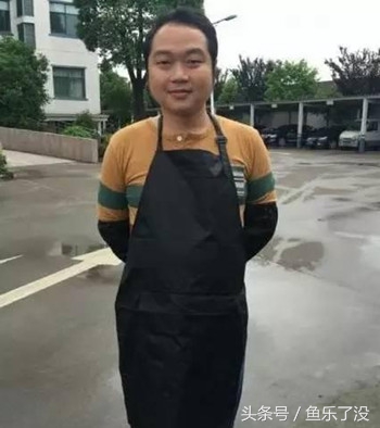 星爷*用御**配角“酱爆”发福变大叔，爆曾见过周星驰真实女友！