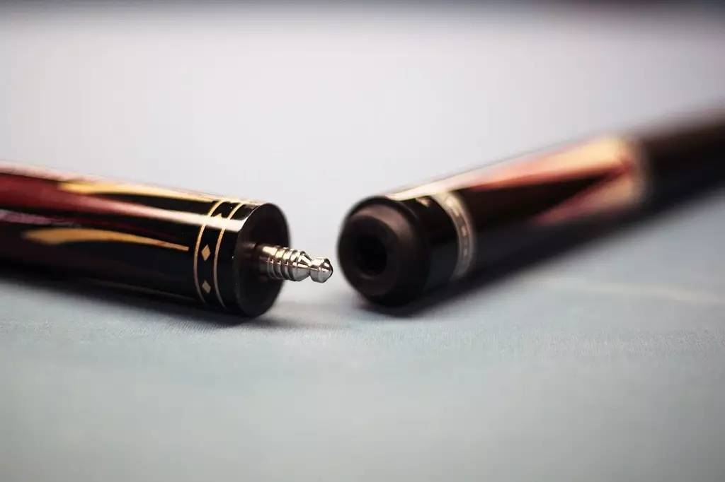 潘晓婷什么球杆,世界冠军九球皇后潘晓婷