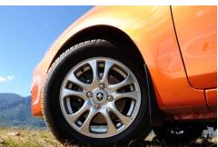 奇瑞风云2三厢和悦翔哪个好,奇瑞风云2是合资车吗