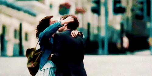 情人节只送花会不会太单调,情人节过了送玫瑰