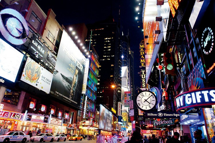 三重心跳曼哈顿多幕剧