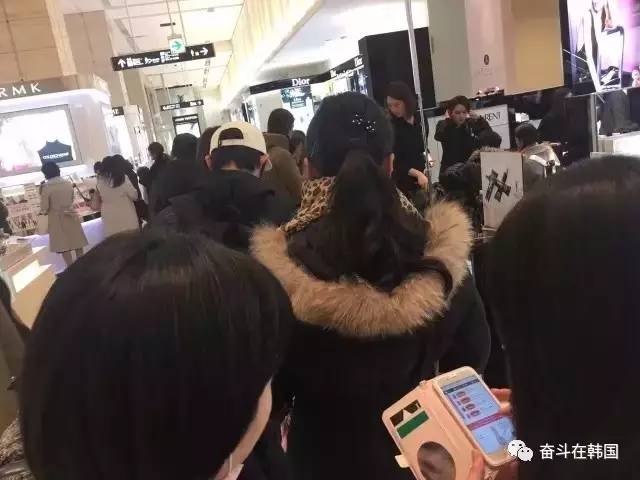 实物与广告相差大,ysl最新新品