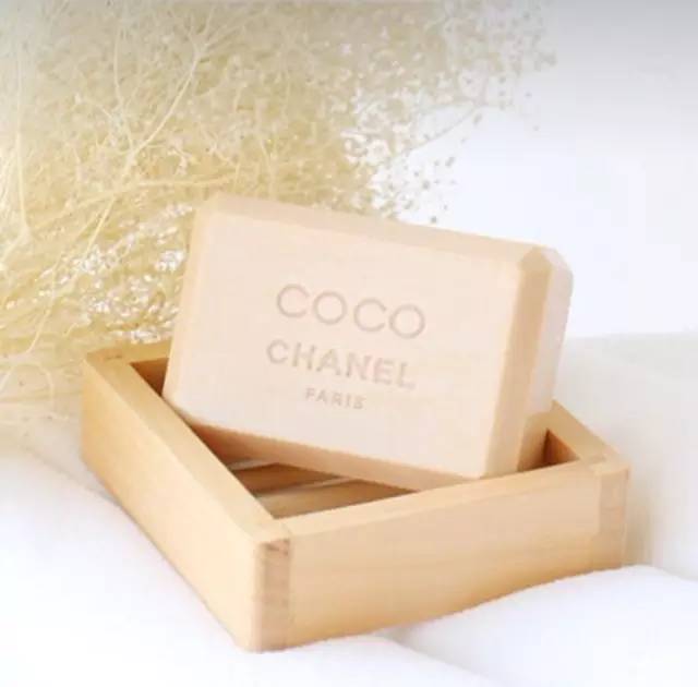 杨幂爆款作品,杨幂今年冬天穿的爆款