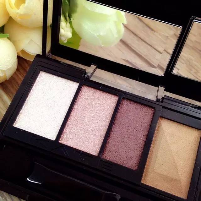 能完成80%种妆容的新手眼影盘推荐,适合新手的眼影盘一盘多用