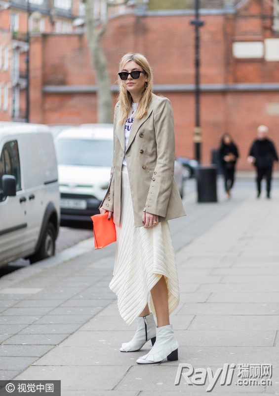 你还在穿小白鞋么,你还在穿所谓的网红鞋吗