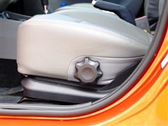 奇瑞风云2三厢和悦翔哪个好,奇瑞风云2是合资车吗