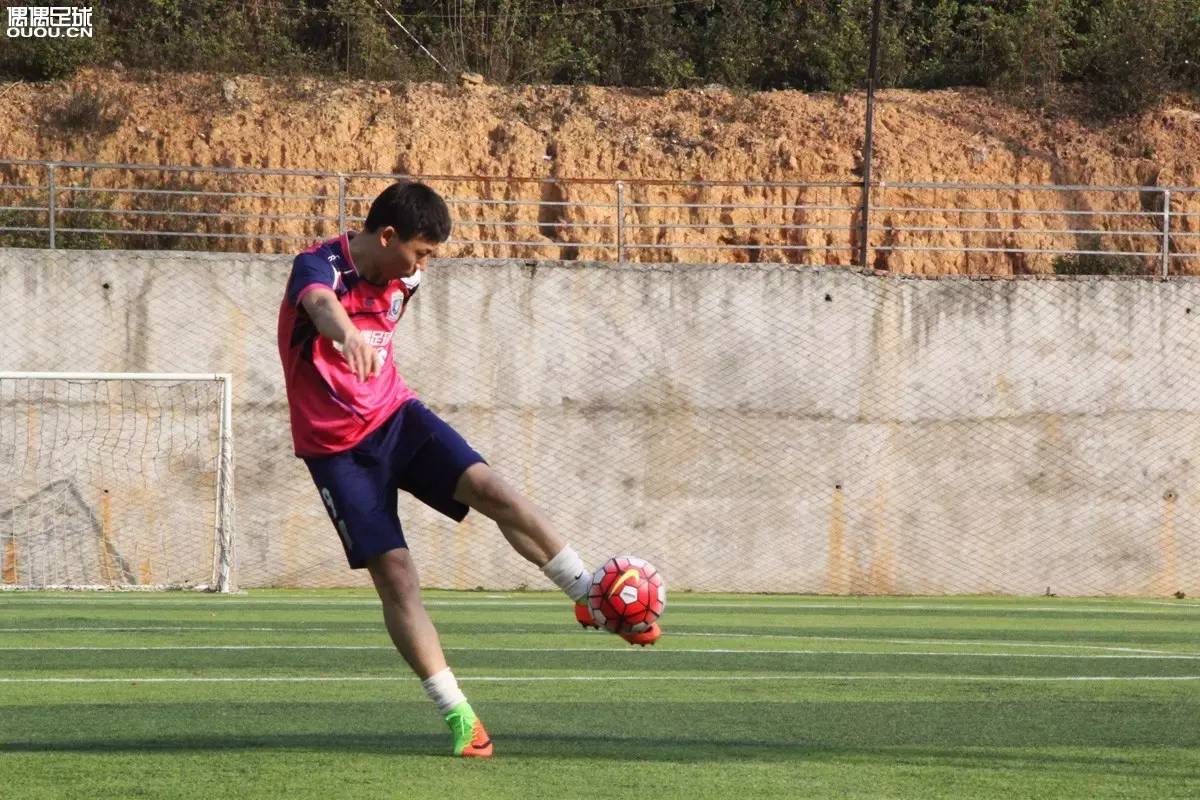 nikehypervenom毒蜂3顶级,hypervenom耐克