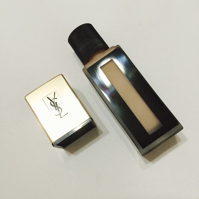 8款干皮自用热门底妆粉底大评测 (新手底妆最好用什么粉底)