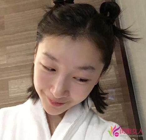 跟风卖萌！女星哪吒头齐装嫩戚薇林志玲变少女最后那位没眼看