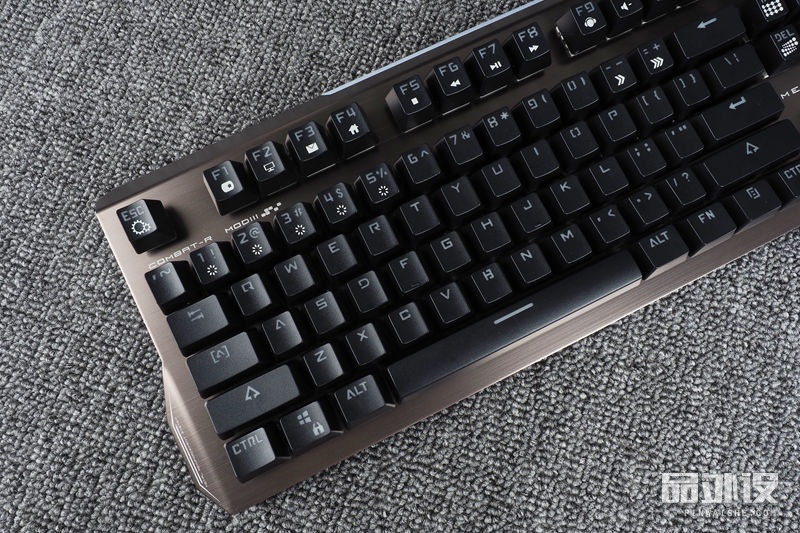 宜博机械键盘k751,宜博机械键盘k727灯效