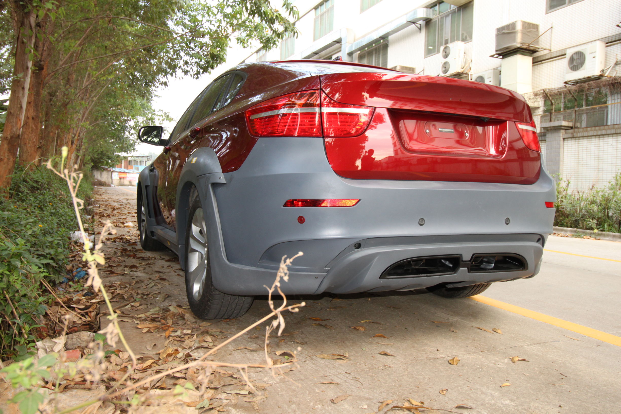 老款宝马x6改大灯和前后包围,宝马x6内外老改新改装案例