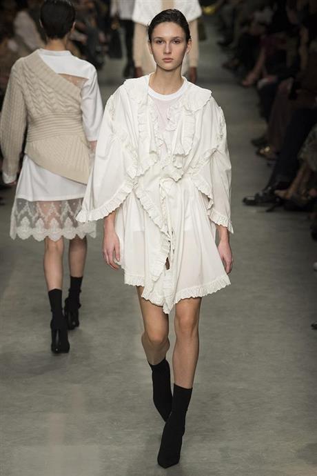 burberry2017春夏时装周,burberry时装周视频