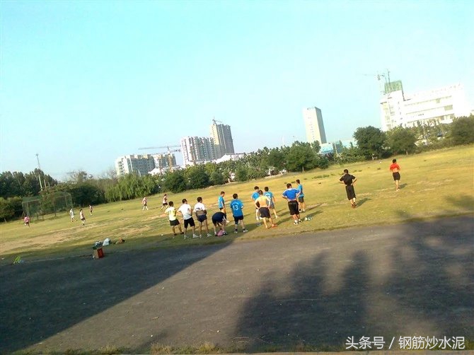 累觉不爱，我的足球