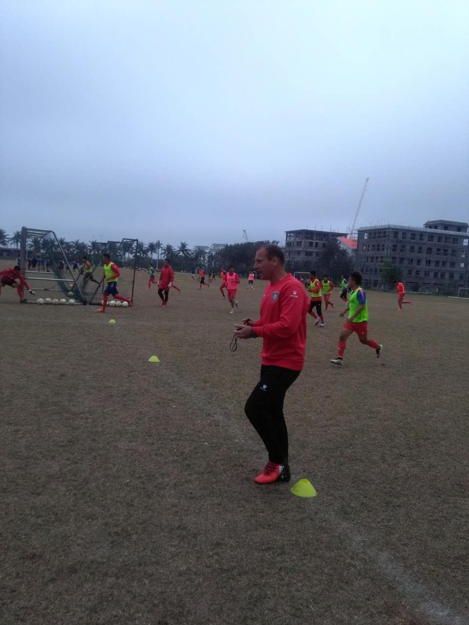 三名欧洲教练加盟中乙新军，其中一人的离开惊动了克罗地亚足协！