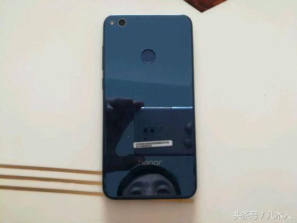 华为青春版荣耀8测评,华为手机荣耀8青春版测评