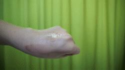 迪丽热巴关晓彤同款洗脸神器大PK!科莱丽vs露娜谁更好用?