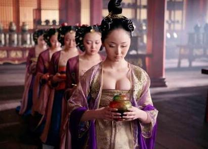 徽钦二帝被抓后嫔妃的下场如何呢,清朝皇帝死后嫔妃的下场